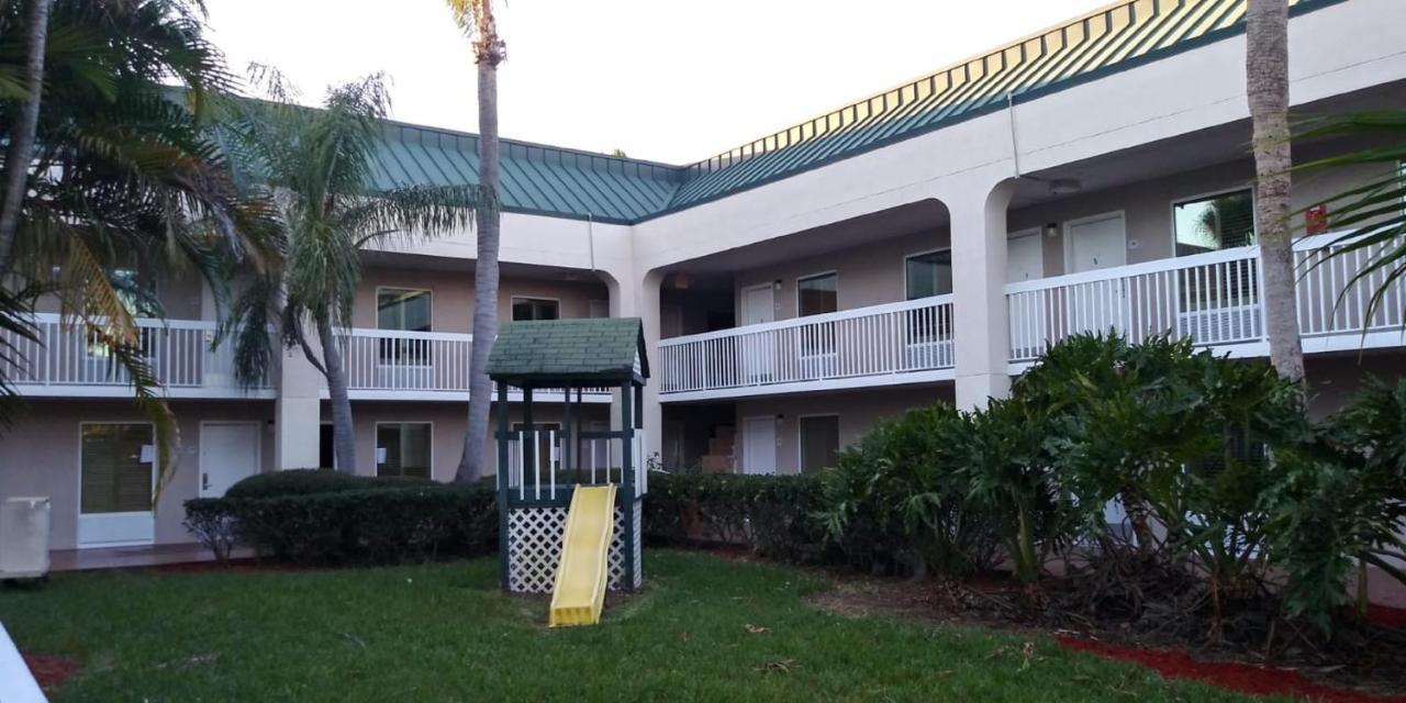 Surestay Plus Hotel By Best Western Clearwater Central Exterior foto